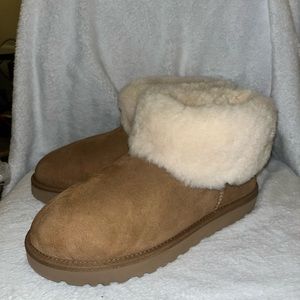 Women’s Ugg classic mini fluff boots